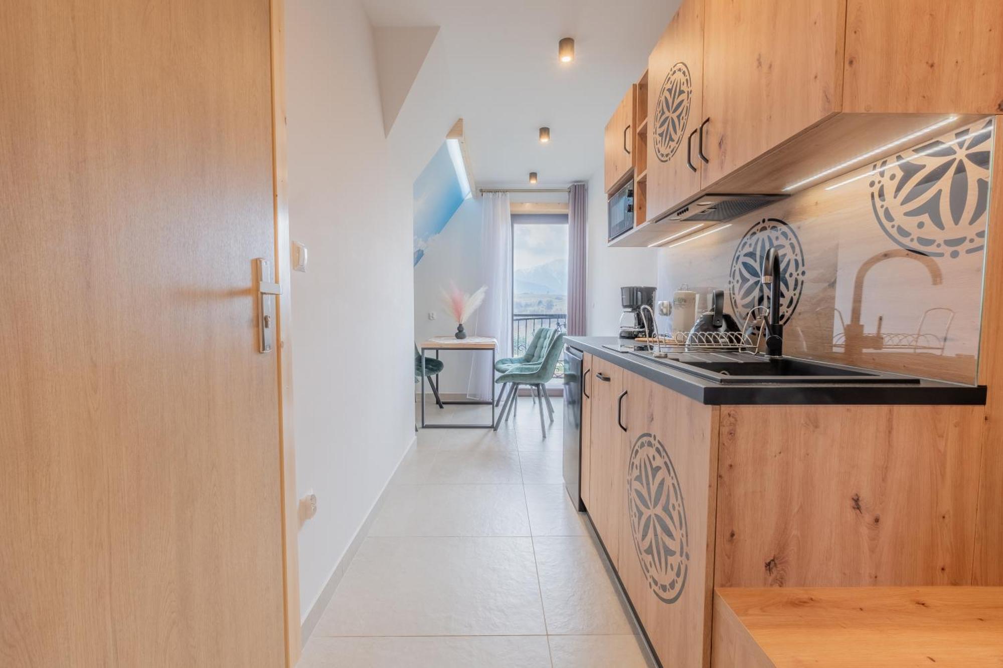 Apartamenty Gorskie Widoki ポロニン エクステリア 写真